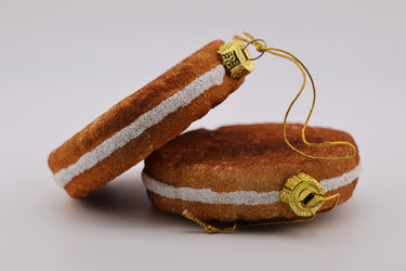 Cody Foster Oatmeal Creme Pie Ornament